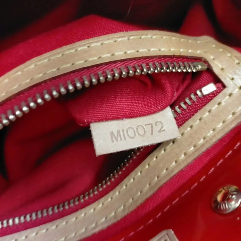 Louis Vuitton ReadePM - Picture 6 of 11